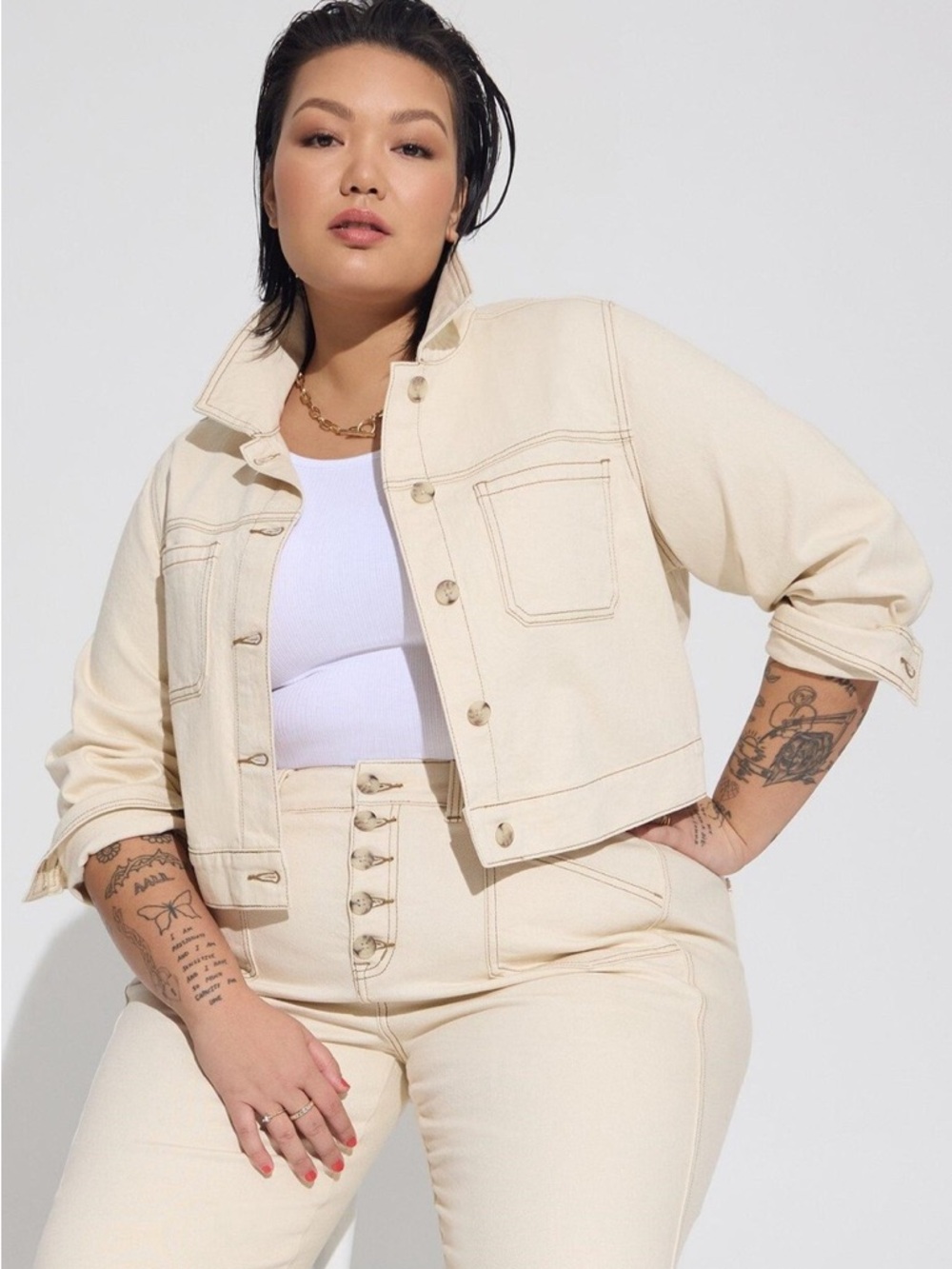 Torrid Cropped Cream Denim Jacket Size 3X
